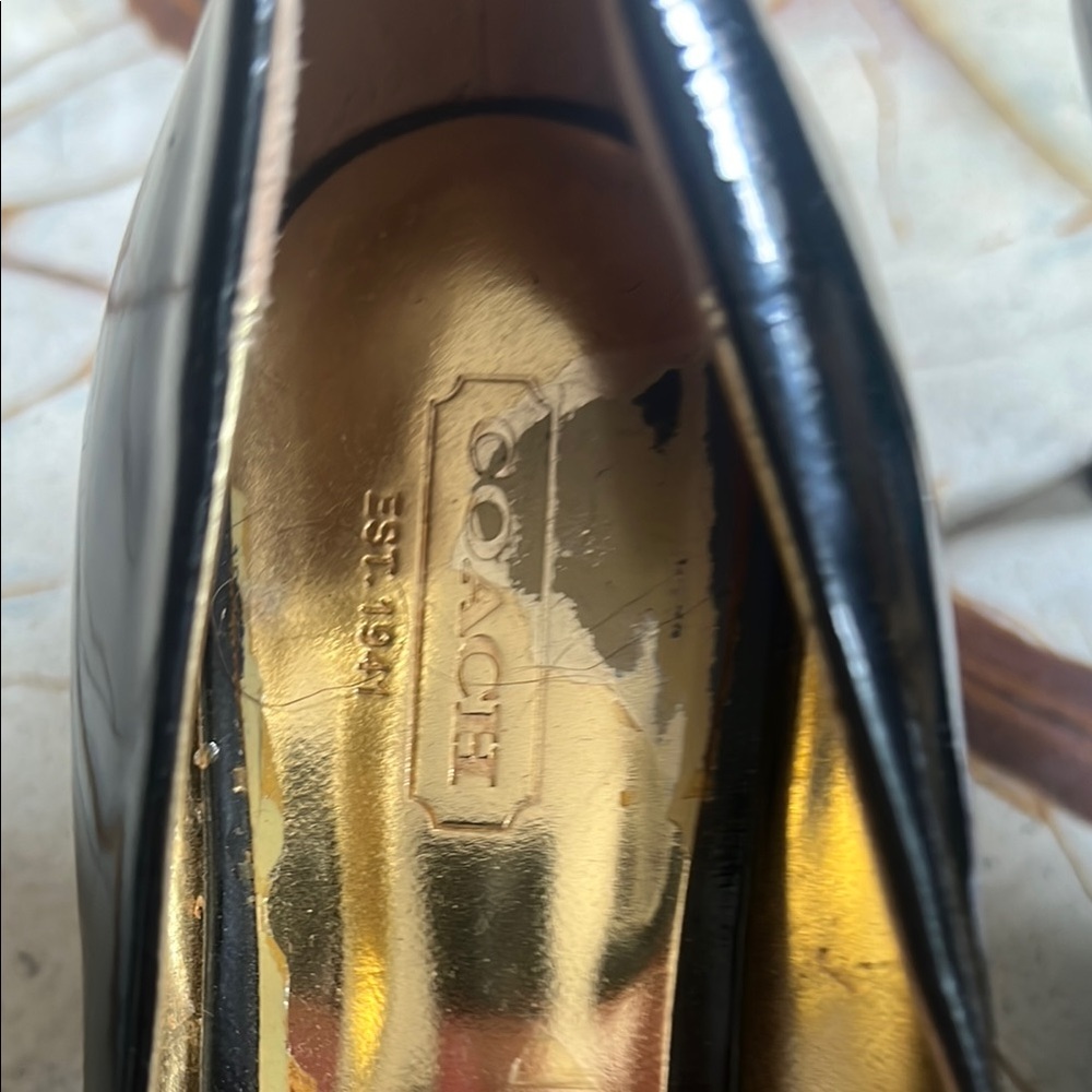 👠 Coach Black Patent Leather Pumps ✨ Timeless Elegance - Picture 9 of 9